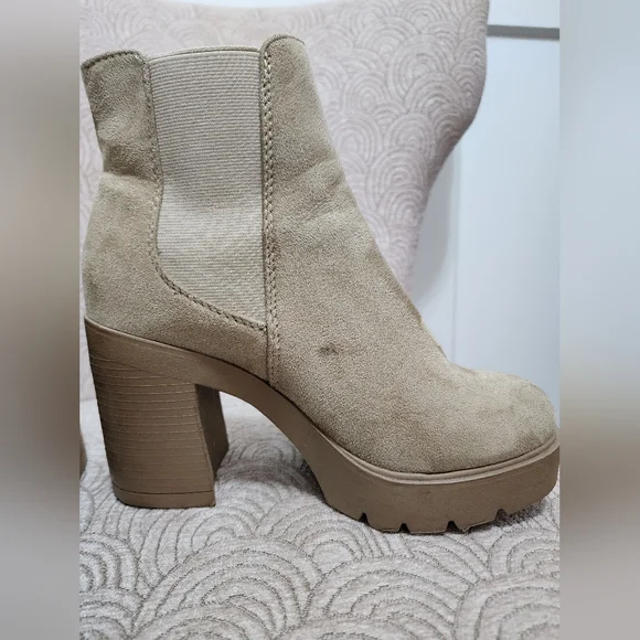 Soda Beige Heeled Ankle Booties - Picture 7 of 11